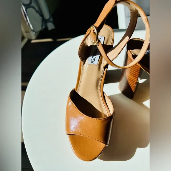 Steve Madden Girl Women’s Platform Block Heel Sandals /Color Tan,Brown /Size 7M - Picture 9 of 12